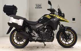 SUZUKI Vｽﾄﾛｰﾑ250A