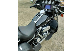 HARLEY  HARLEY FLHTCUTG TRI GLI 2020 MAF