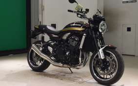 KAWASAKI Z900RS 2025 ZR900K