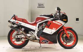 SUZUKI GSX-R750 1986 GR71G