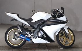 YAMAHA YZF-R125 RE06