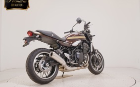 KAWASAKI Z900RS 2025 ZR900K