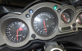 KAWASAKI ZZ1200 NINJA R 2002 ZXT20C