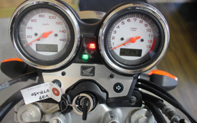 HONDA VTR 250 MC33