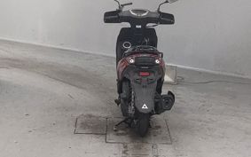 SUZUKI SU WISH LTD DV12B