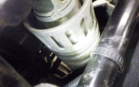 SUZUKI Vｽﾄﾛｰﾑ250 2004