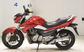 SUZUKI GSR250 2020