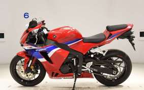 HONDA CBR600RR 2025 PC40