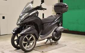 YAMAHA TRICITY 125 2005 SE82J
