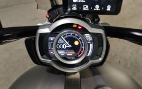 TRIUMPH  TRIUMPH  ROCKET 3R YBG11J