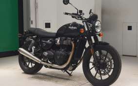 TRIUMPH STREET TWIN 2022