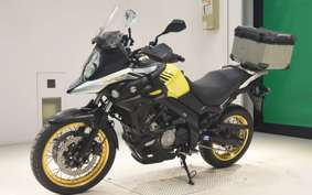 SUZUKI Vｽﾄﾛｰﾑ650XTA 2020 C733A