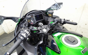 KAWASAKI NINJA H2 SX SE 2018 ZXT02A