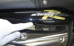 TRIUMPH TRIUMPH STREET TRIPLE R 2010