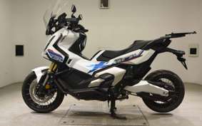 HONDA X-ADV 750 2025 RH21