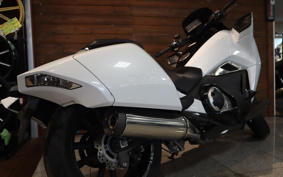 HONDA NM4 VULTUS -02 2015 RC82