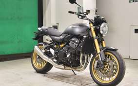 KAWASAKI Z900RS SE 2025 ZR900K