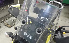 SUZUKI Vｽﾄﾛｰﾑ250A 2009