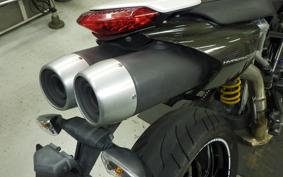 DUCATI HYPERMOTARD 796 2011