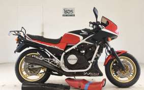 HONDA VF750F 1983 RC15