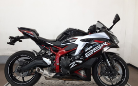 KAWASAKI  NINJA ZX-25R SE ZX250E