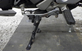 YAMAHA FZS25 2001