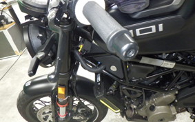 HUSQVARNA SVARTPILEN 401 2022