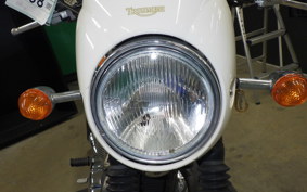 TRIUMPH BONNEVILLE T100 2004