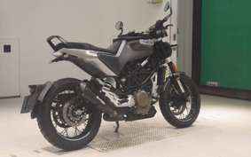 HUSQVARNA SVARTPILEN 401 2022