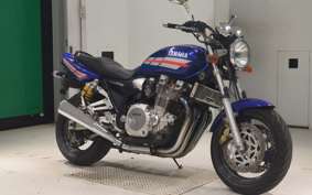 YAMAHA XJR1300 1999 RP01J