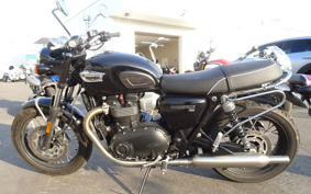 TRIUMPH BONNEVILLE T100 2022 DAD70G