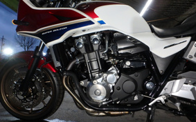 HONDA CB1300 SUPER  BOL DOR ABS 2018 SC54