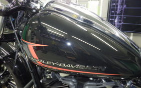 HARLEY FXBR1920 2025