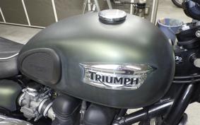 TRIUMPH SCRAMBLER 900 2009