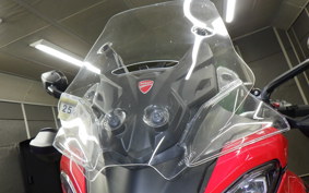 DUCATI MULTISTRADA V4S 2025