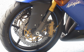 KAWASAKI NINJA ZX-10R 2004 ZXT00C