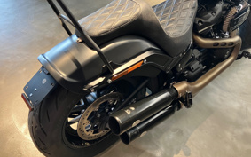 HARLEY FXFBS 2018 YLK