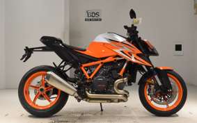 KTM 1290 SUPER DUKE R EVO