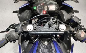 YAMAHA YZF-R25 RG10J