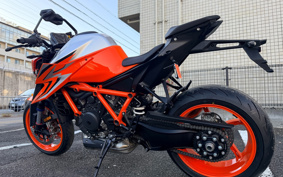 KTM 1290 SUPER DUKE R V3940