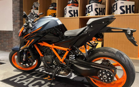 KTM 1290 SUPER DUKE R EVO V3940