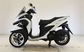 YAMAHA TRICITY 125 SE82J