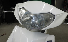 YAMAHA AXIS 125 Z 1998 SED7J