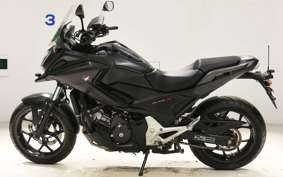 HONDA NC750X D Limited 2016 RC90