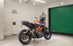 KTM 390 DUKE 2024