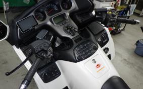 HONDA GL 1800 GOLD WING 2002 SC47