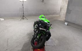 KAWASAKI ZX 10 NINJA R ZXT02E