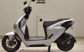 HONDA EM1 e: EF16