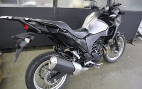 KAWASAKI VERSYS-X 250 ABS LE250D