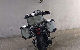 SUZUKI DL650 ( V-Strom 650 ) 2018 C733A